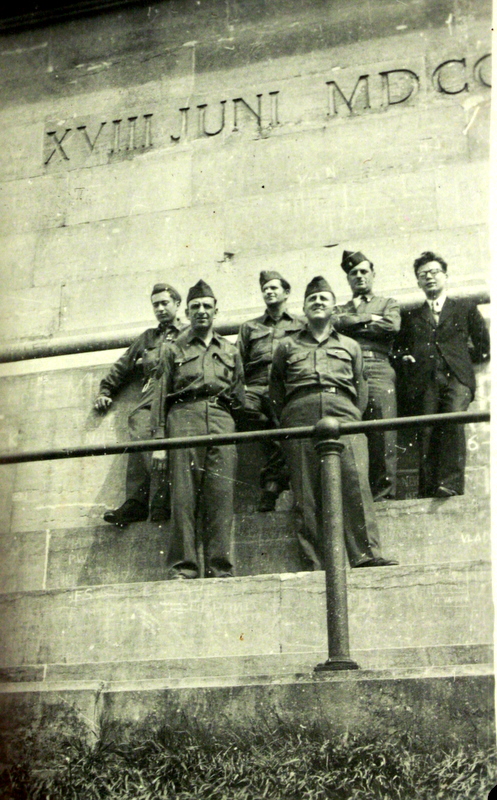 US servicemen at the Lion's Mound, Braine-l'Alleud, Belgium, May 1945, photo 2 of 2