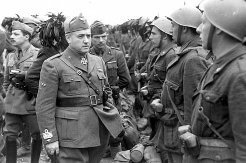 Giovanni Messe inspecting troops in Russia, 1941-1942