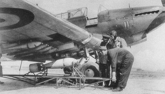 Arming a Battle light bomber, circa 1930s