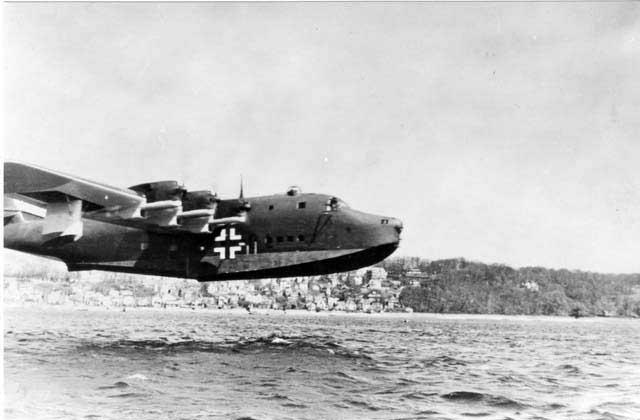 BV 222C Wiking aircraft on its landing approach, 1940s