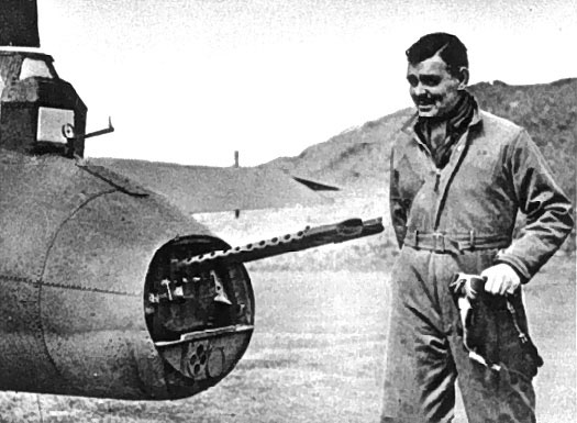 Waist gunner Clark Gable with 8th Air Force B-17F bomber, United Kingdom, 1943