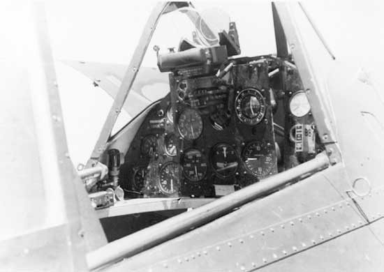 Cockpit and instrumentation of IAR 80A aircraft, circa 1930s