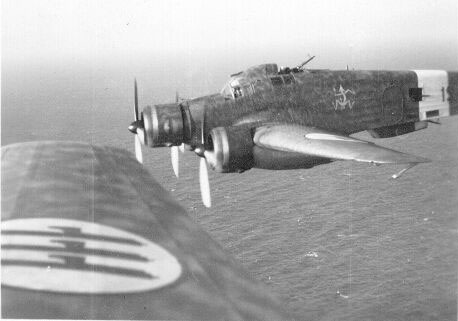 SM.79 bomber in flight, circa 1940-1942