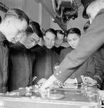 Chinese junior officers receiving instructions at the Chatham Gunnery School, England, United Kingdom, Aug 1945, photo 15 of 16