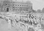 Taiwanese children gathering to welcome Crown Prince Hirohito at the Governor-General