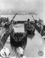 Destroyer USS Shaw in Drydock No. 1 at Mare Islands Naval Shipyard, Vallejo, California, United States, Feb 1942. Note Shaw’s replacement bow being constructed at the left.