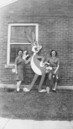 Helen E. D. Buckley and fellow female US Marine Agnes (surname unknown) at Camp Lejeune, Jacksonville, North Carolina, United States, 1946