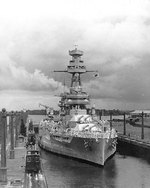 Texas in the Gatun Locks of Panama Canal, en route to the US east coast, 21 Jun 1937