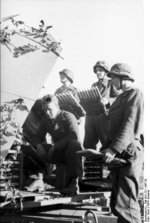 Crew of a German 3.7 cm Flakzwilling 43 anti-aircraft mount, northern France, Jul-Sep 1943, photo 2 of 3