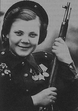 Nina Lobkovskaya with Mosin-Nagant rifle with scope, 1940s