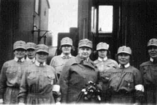  Fanni Luukkonen and members of Lotta Svärd at the train station in Kurkijoki, Finland (now Kurkieki, Russia), 1943