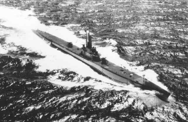 USS Bergall underway, circa 1947