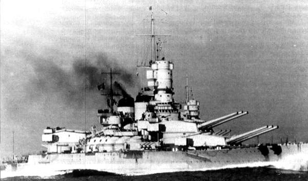 Littorio underway, circa Jul 1940