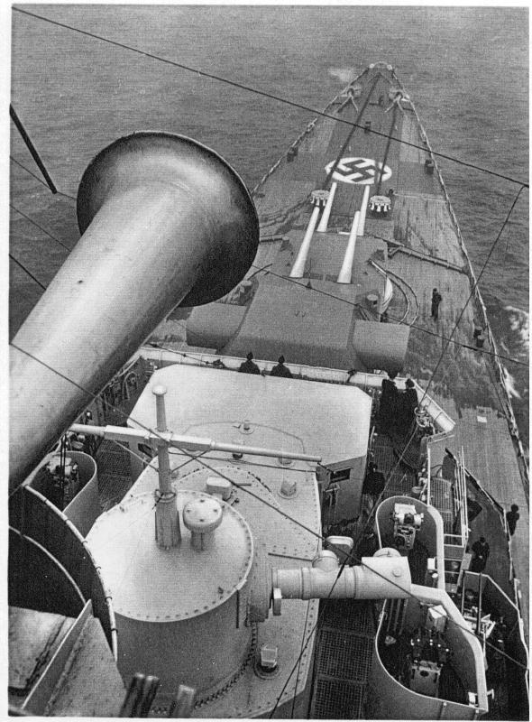 Prinz Eugen's bow viewed from atop the superstructure, circa 1939