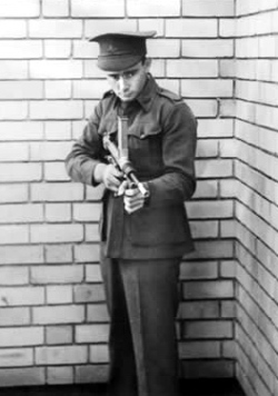 Owen submachine gun file photo [6623]